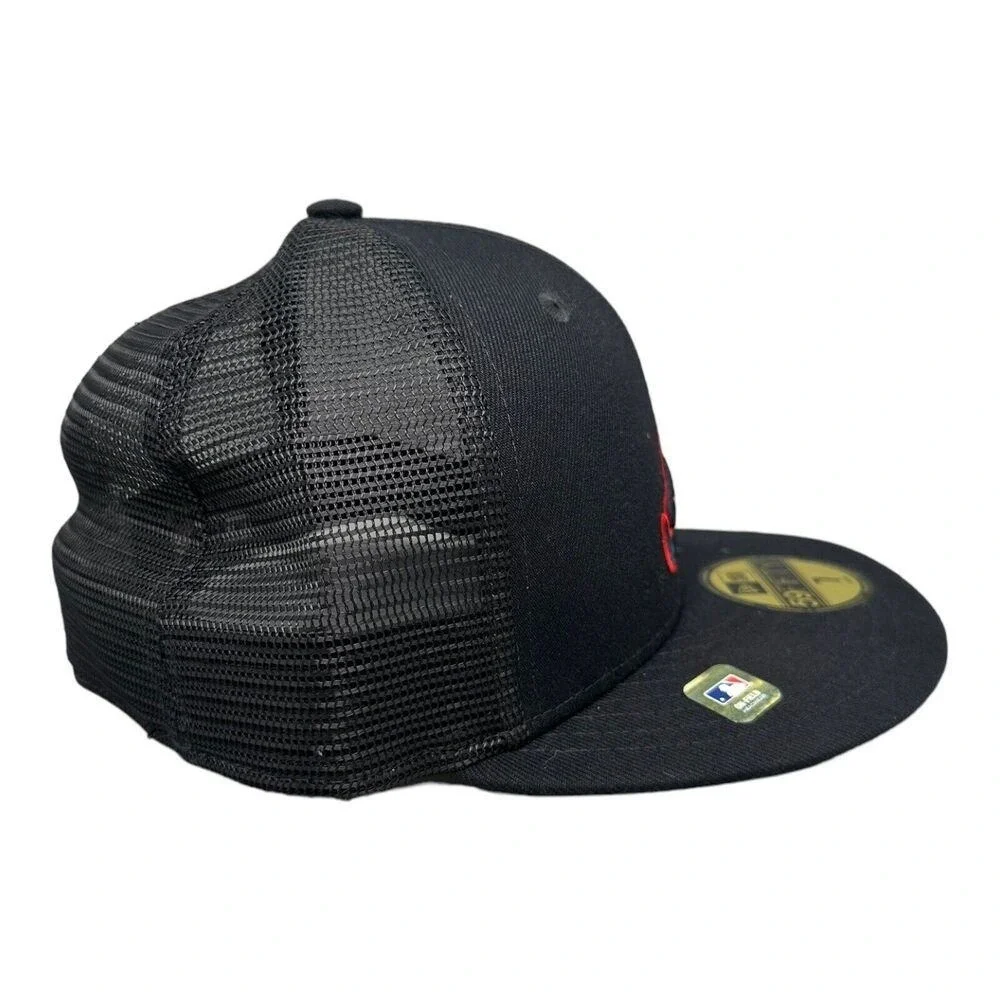 New Era 59FIFTY Atlanta Braves Mesh Black Red‎ Fitted Hat Cap Men's Sz 7 NWT